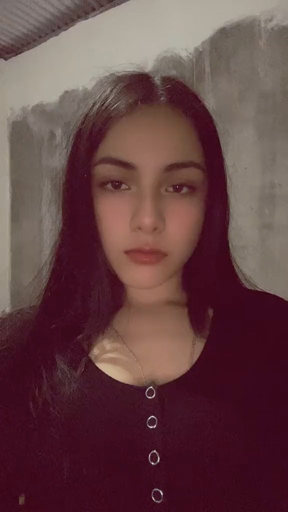 Oona, de Nicaragua, en Mujeres Solteras