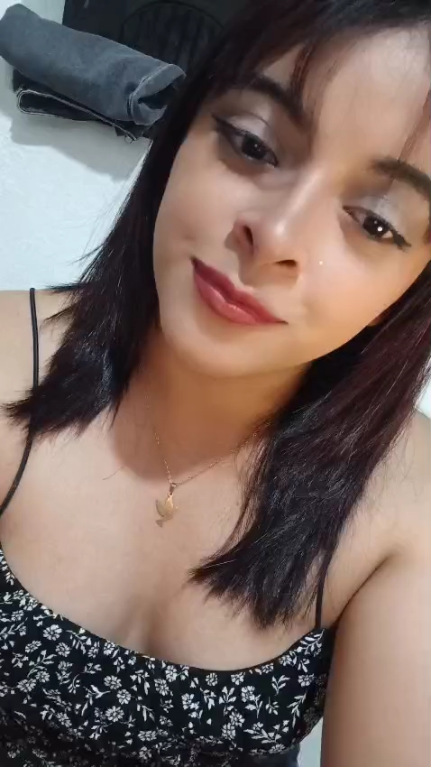 Roxana, de Honduras, en Mujeres Solteras